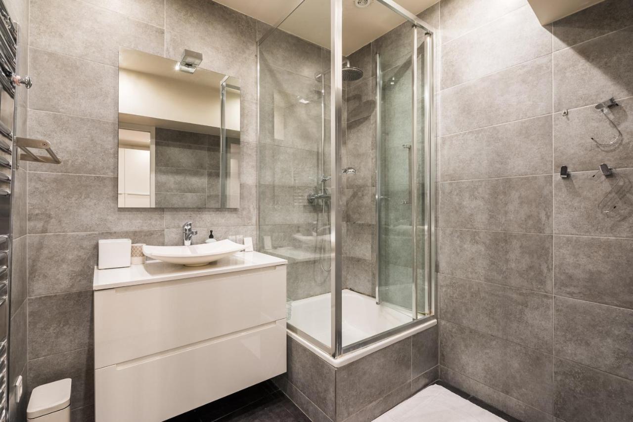 Spacious Apartment-2Br-4P-Boulevard Saint-Germain París Exterior foto